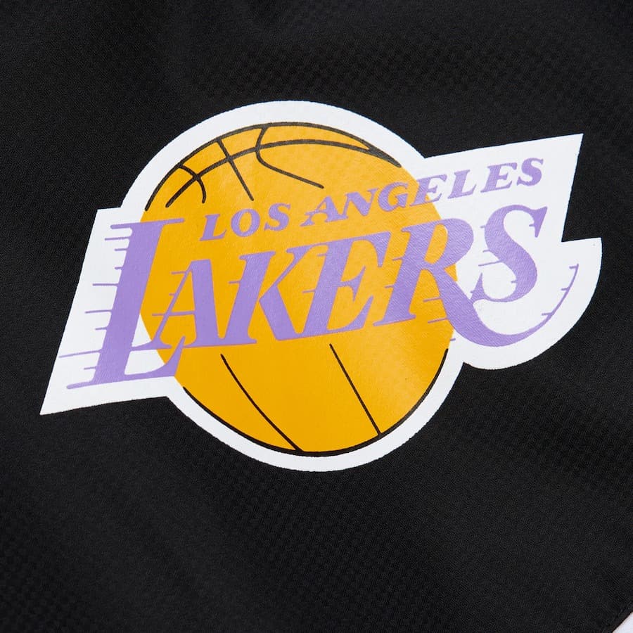 Анорак Mitchell & Ness Black Los Angeles Lakers Vintage Logo Ultimate Lightweight Full-Zip Windbreaker Jacket