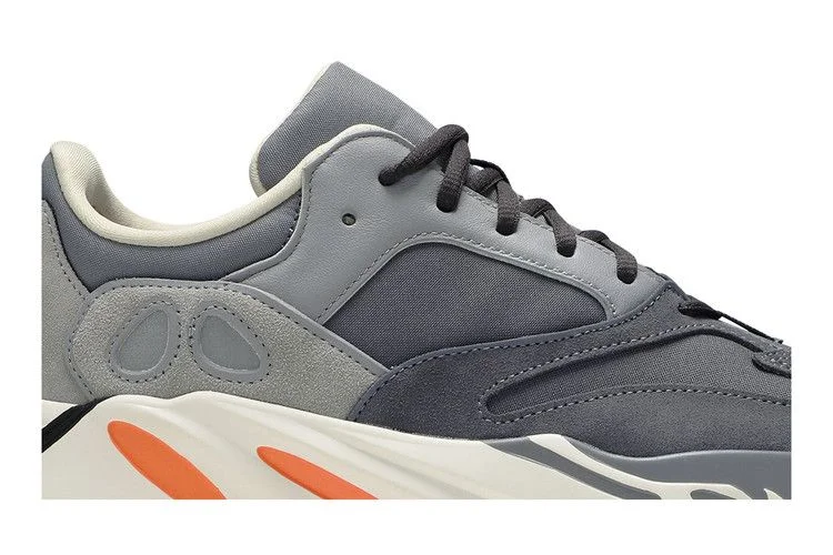 Кроссовки adidas Yeezy Boost 700 'Magnet'
