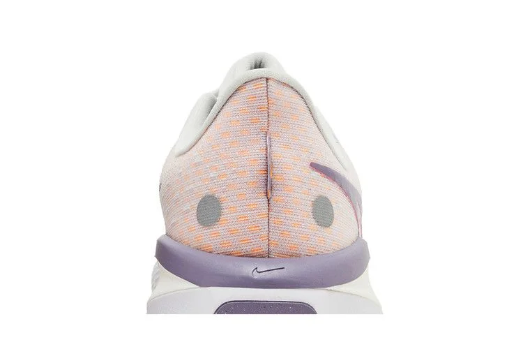 Кроссовки Nike Wmns Vomero 17 'Photon Dust Lilac Bloom'