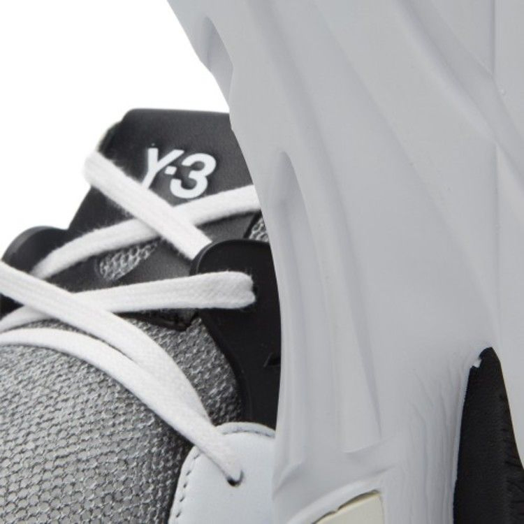 y-3-qr-run-aq5496_04