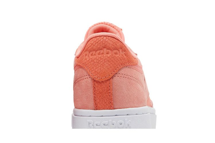 wmns-club-c-double-twisted-coral-fz0848_06