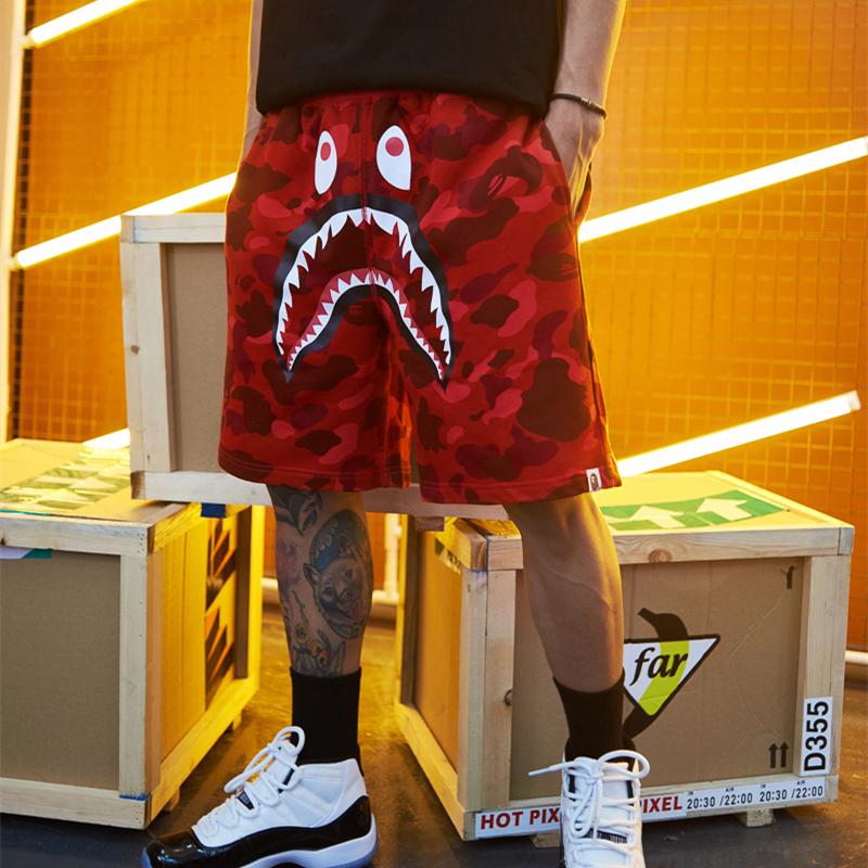Спортивные шорты BAPE Color Camo Shark Sweatshorts Red