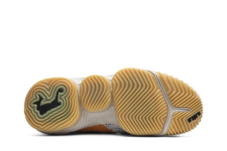 Кроссовки Nike Atmos x LeBron 16 Low 'Safari'