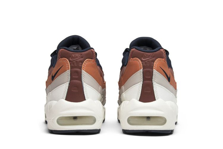 air-max-95-essential-desert-sand-749766-108_05