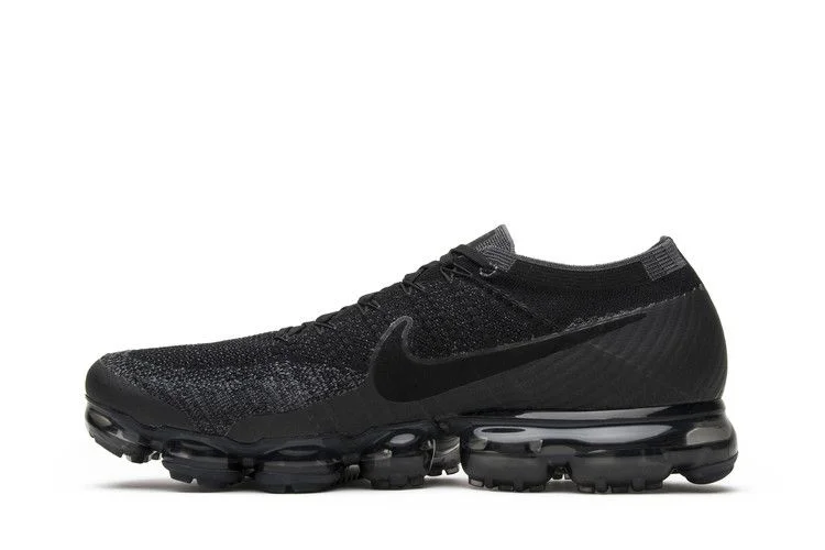 Кроссовки Nike Air VaporMax 'Triple Black'
