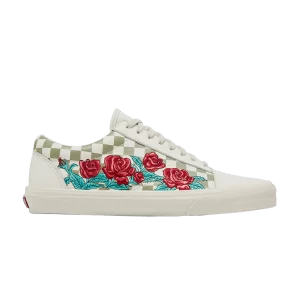 old-skool-dx-rose-embroidery-vn0a38g3qf9-300x300