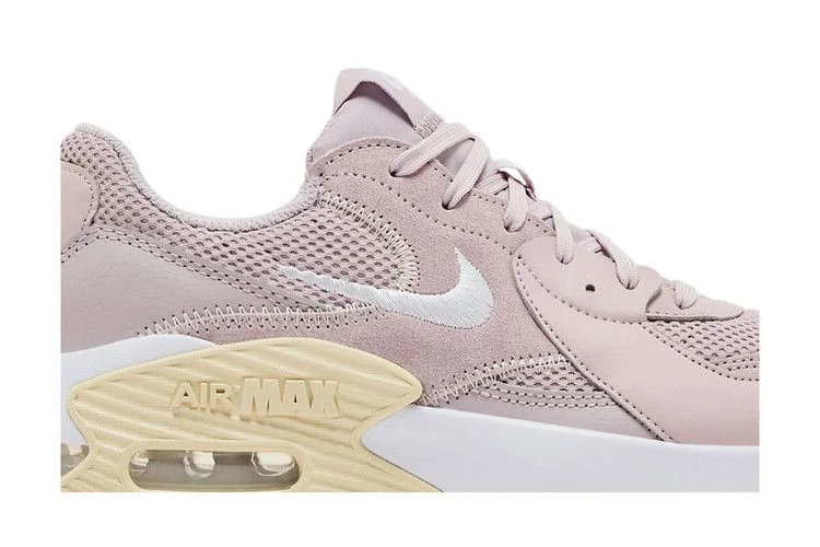 Krossovki-Nike-Wmns-Air-Max-Excee-Platinum-Violet-1