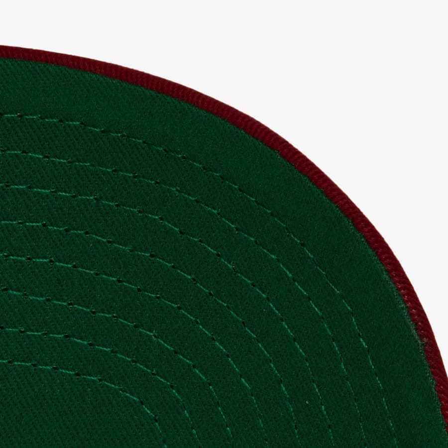 Бейсболка Mitchell & Ness White Alabama Crimson Tide Vault Collection Tail Sweep Pro Snapback Hat