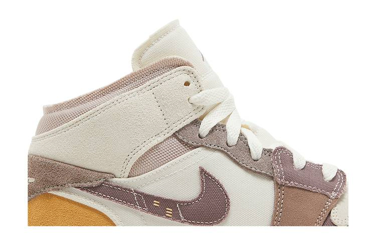 air-jordan-1-mid-se-craft-gs-inside-out-taupe-haze-dz4466-102_01