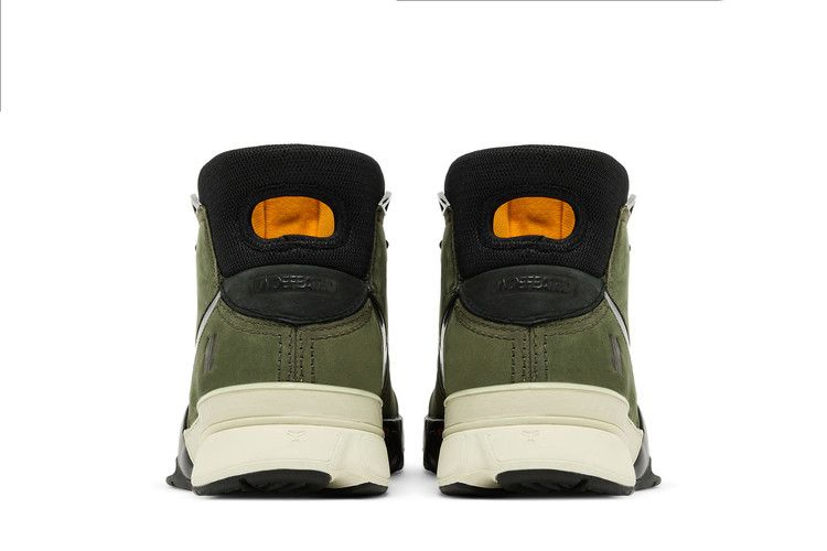 undefeated-x-zoom-kobe-1-protro-flight-jacket-ud-zk1-fj_05