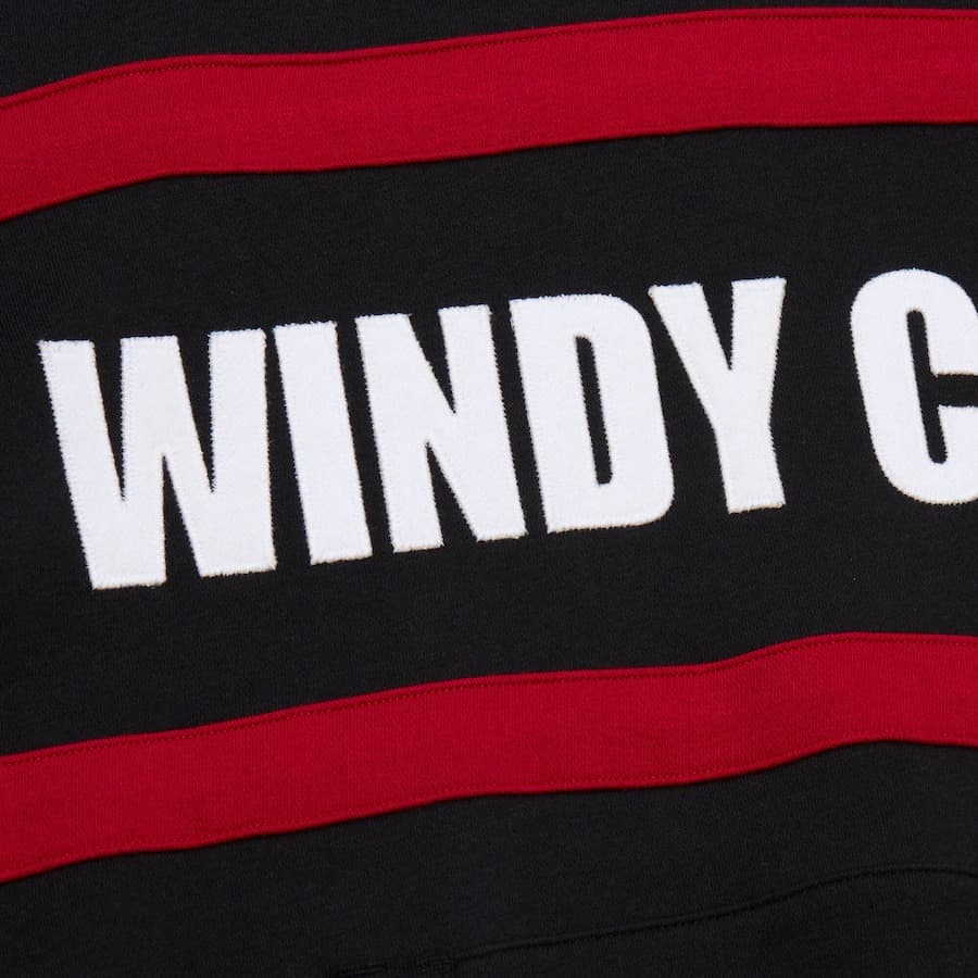 Худи Mitchell & Ness Black Chicago Bulls Vintage Logo Head Coach Fleece Pullover Hoodie