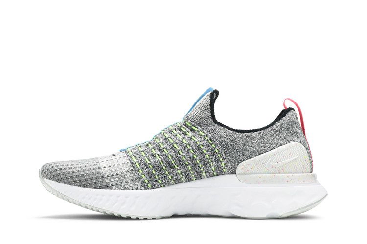 react-phantom-run-flyknit-2-crater-cz7865-100_02