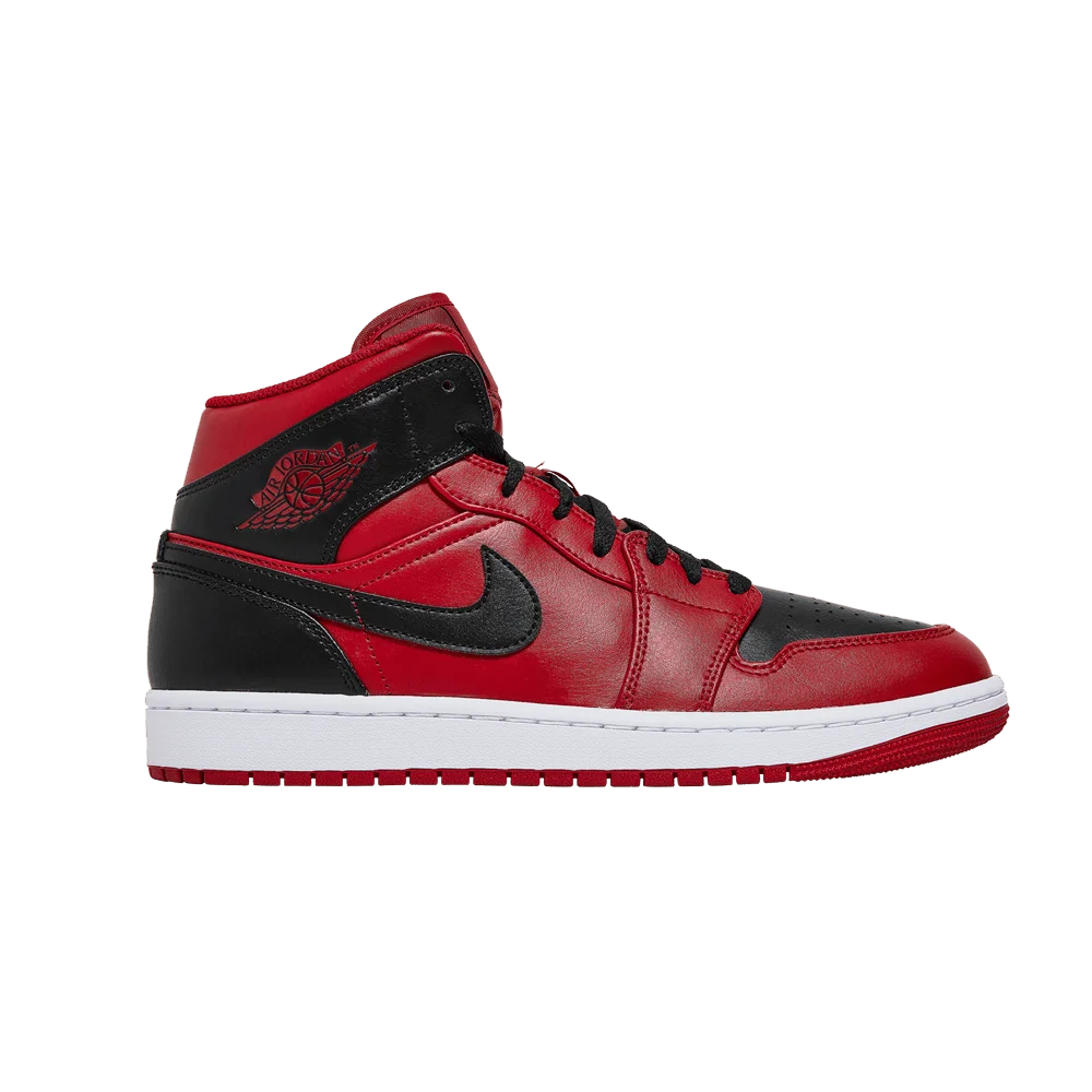 Krossovki-Air-Jordan-1-Mid-Reverse-Bred