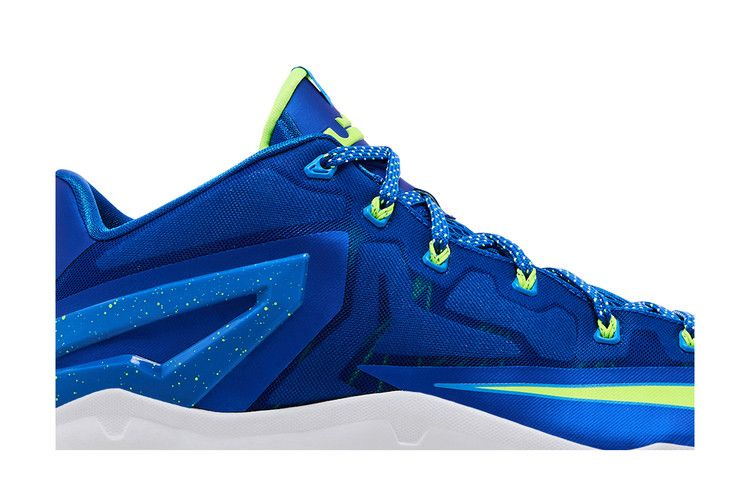 max-lebron-11-low-sprite-642489-471_01