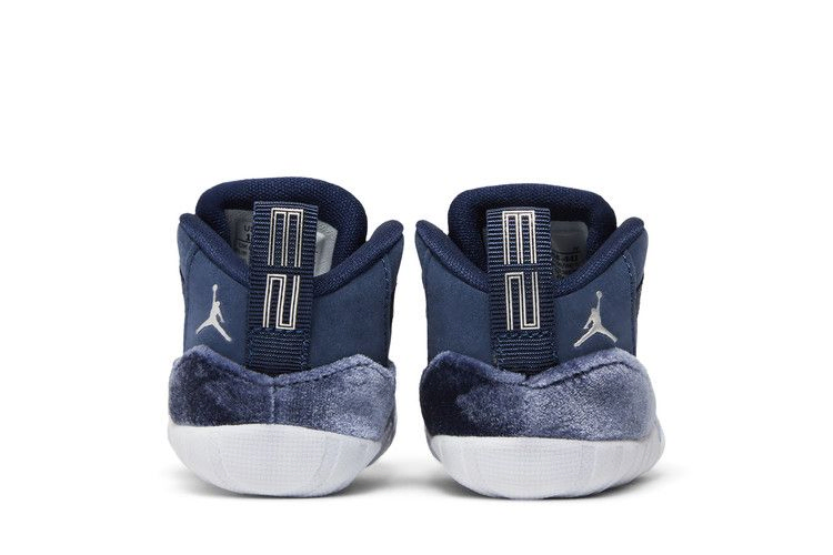 air-jordan-11-retro-cb-navy-velvet-fb1968-441_05