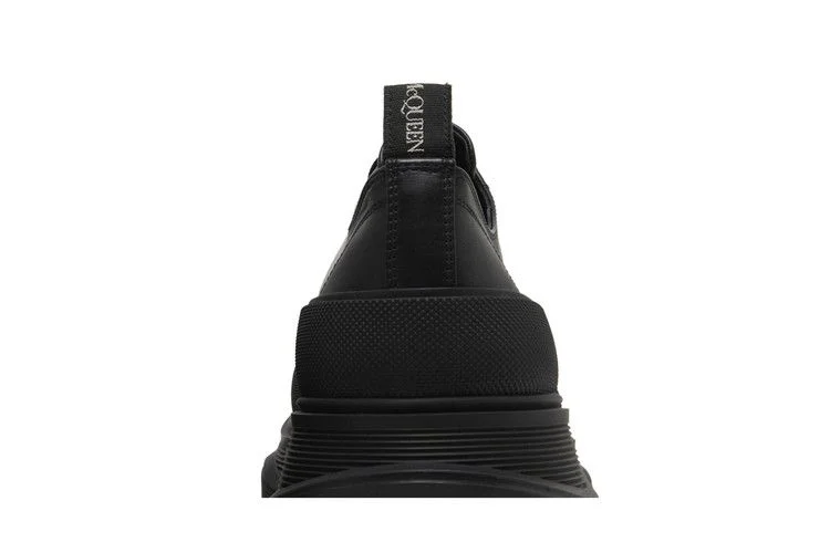 Кроссовки Alexander McQueen Tread Slick Lace Up 'Black'