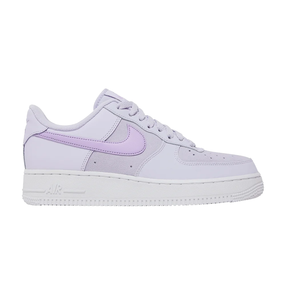 Кроссовки Nike Wmns Air Force 1 '07 Essential 'Pure Violet'