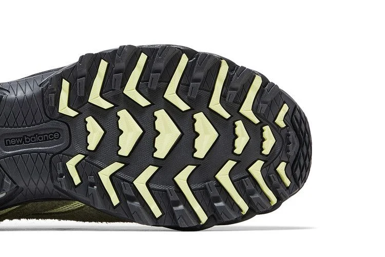 Krossovki-New-Balance-610S-Limelight-Dark-Olivine-4