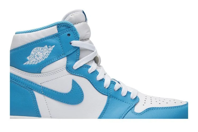 Кроссовки Air Jordan 1 Retro High OG 'UNC'