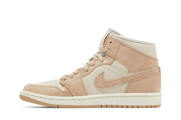 Кроссовки Wmns Air Jordan 1 Mid SE 'Legend Light Brown'