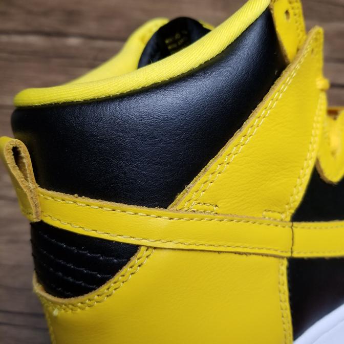 Nike-Dunk-High-SP-Iowa-Varsity-Maize-2020-15