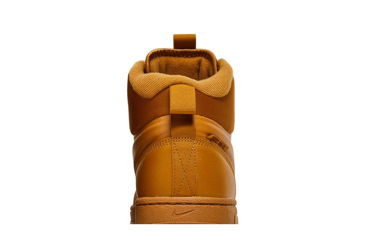 Nike Path Winter 'Wheat'