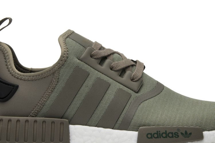 Кроссовки Adidas NMD_R1 'Trace Cargo'