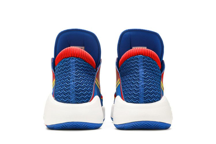 Кроссовки Marvel x adidas Pro Vision J 'Heroes Among Us: Captain Marvel'