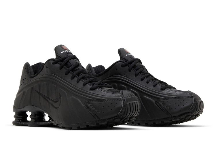shox-r4-black-ar3565-004_07