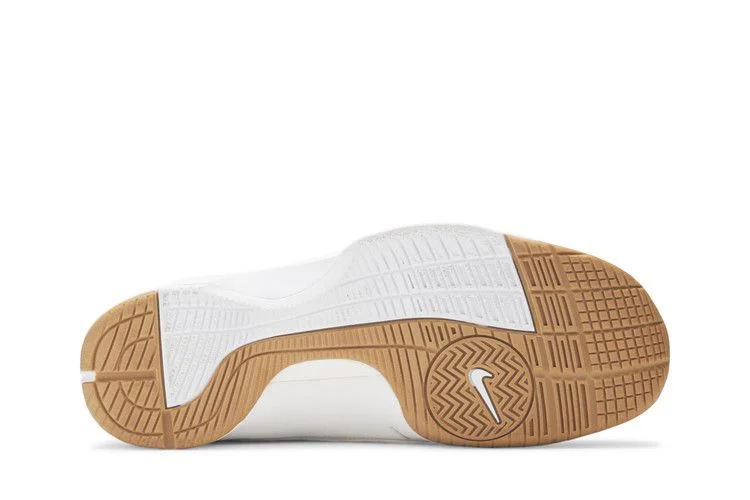 Krossovki-Nike-Hyperdunk-Lux-White-3