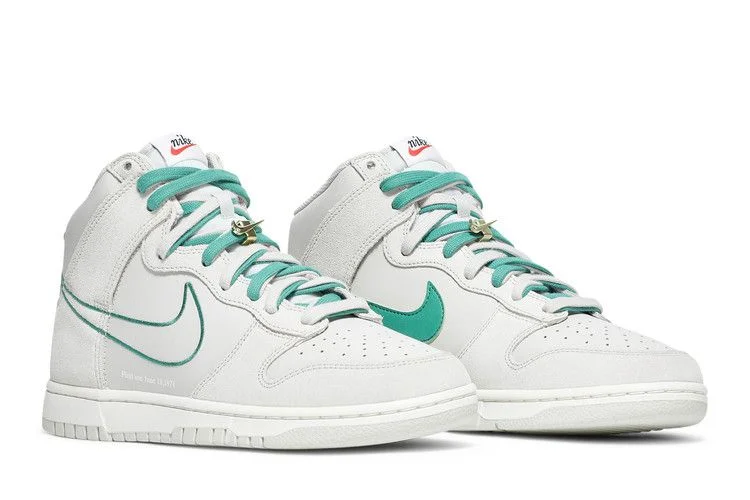Krossovki-Nike-Dunk-High-SE-GS-First-Use-Pack-Green-Noise-7