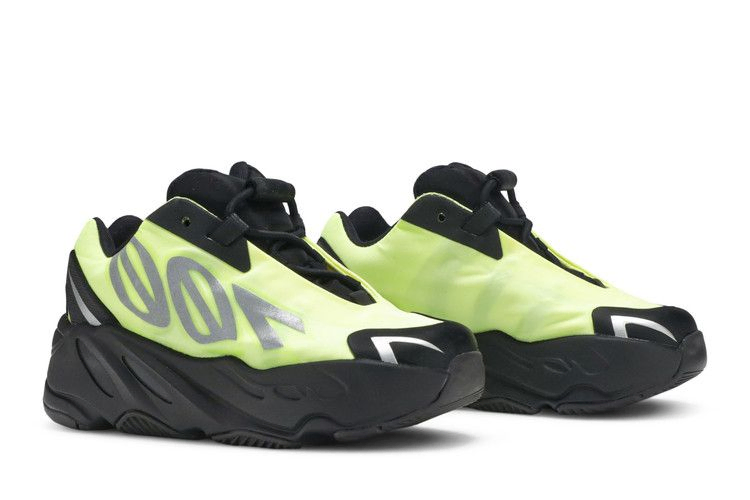 yeezy-boost-700-mnvn-infant-phosphor-700mnvm-phoi_07