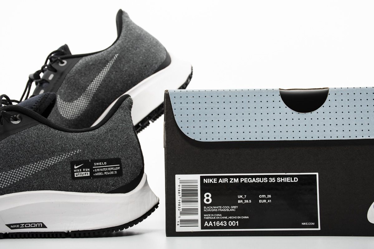 Air-Zoom-Pegasus-35-Shield-Black-Cool-Grey-17
