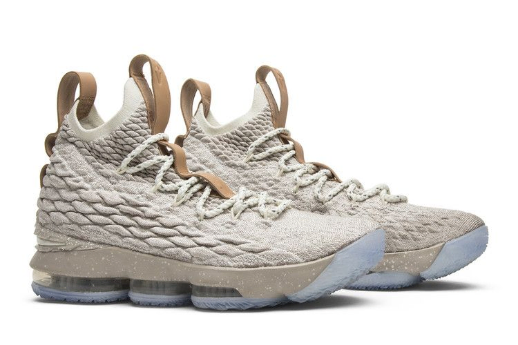 lebron-15-897648-200_07