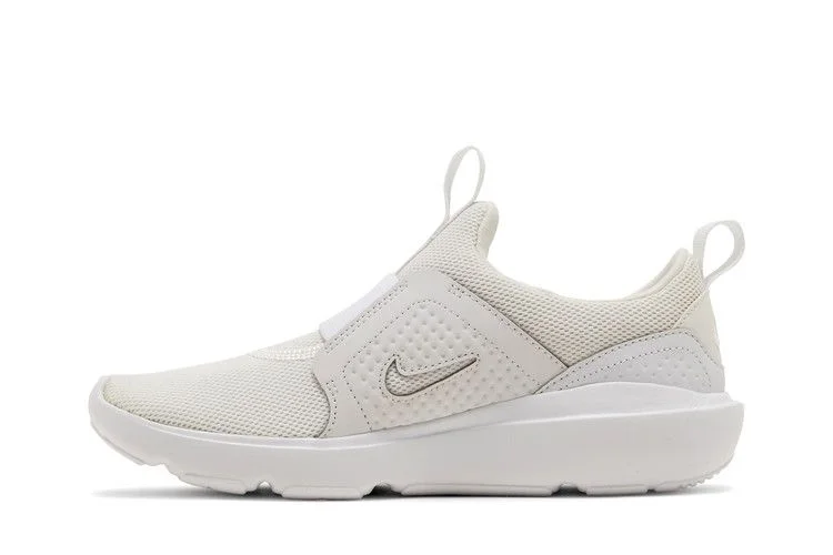 Krossovki-Nike-Wmns-AD-Comfort-Triple-White-2