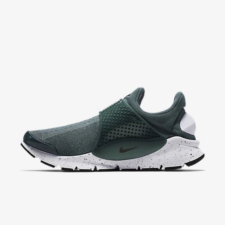 Krossovki-Nike-Sock-Dart-SE-Hasta-2