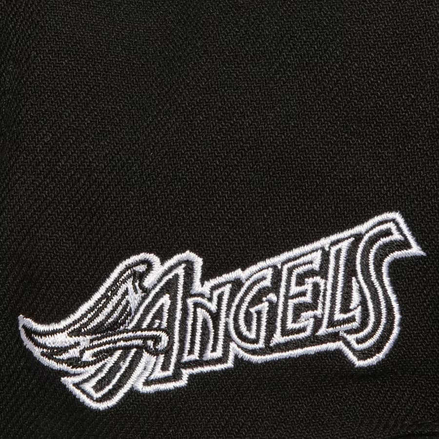 Бейсболка Mitchell & Ness Black White California Angels Cooperstown Collection Evergreen OG Snapback Hat