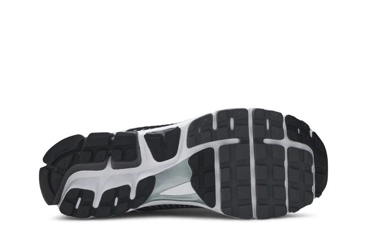 Krossovki-Nike-Air-Zoom-Vomero-5-SE-SP-Dark-Grey-2019-3