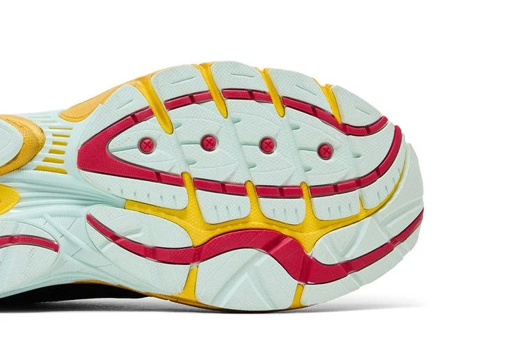 Krossovki-Saucony-ProGrid-Omni-9-Tokyo-4