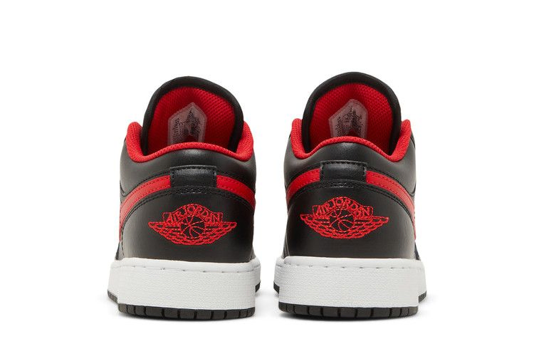 Кроссовки Air Jordan 1 Low GS 'White Toe'