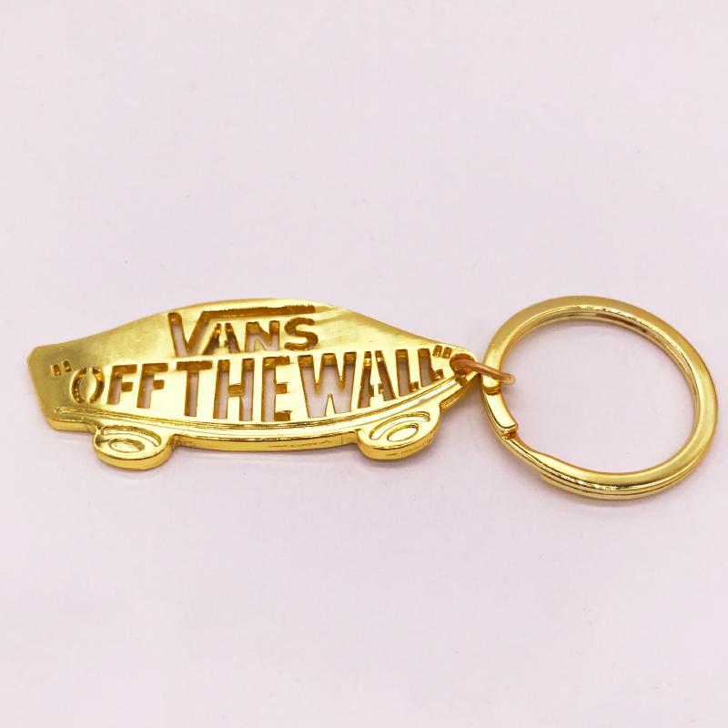 Brelok-dlya-klyuchej-Vans-Metal-Skateboard-Gold