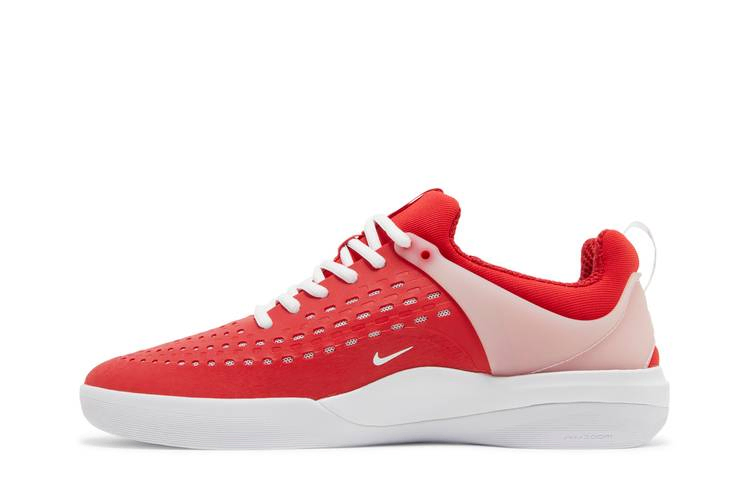 Кроссовки Nike Zoom Nyjah 3 SB 'University Red White'