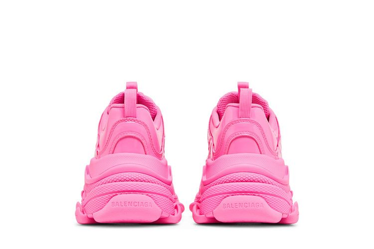 Кроссовки Balenciaga Wmns Triple S Sneaker 'Pink Patent'