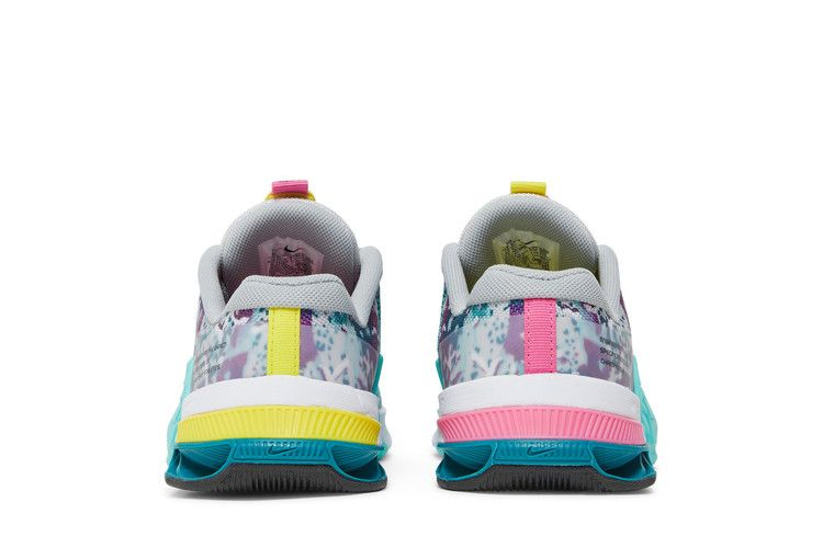 wmns-metcon-8-graffiti-graphics-dq0302-001_05