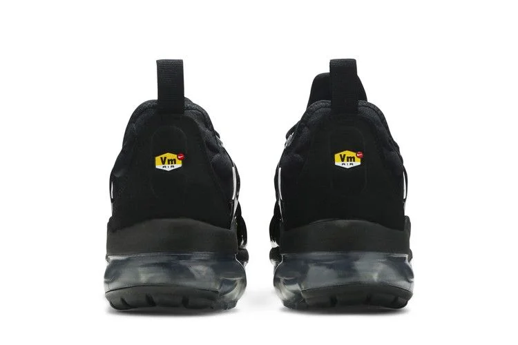 Кроссовки Nike Wmns Air VaporMax Plus SE 'Black'