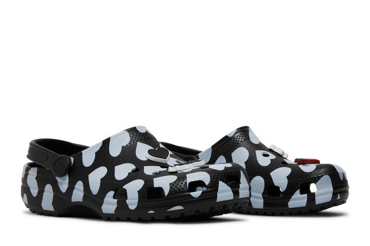 awake-ny-x-classic-clog-home-is-where-the-heart-is-black-27534-001_07