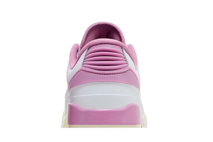 Кроссовки Wmns Air Jordan 2/3 'Orchid'