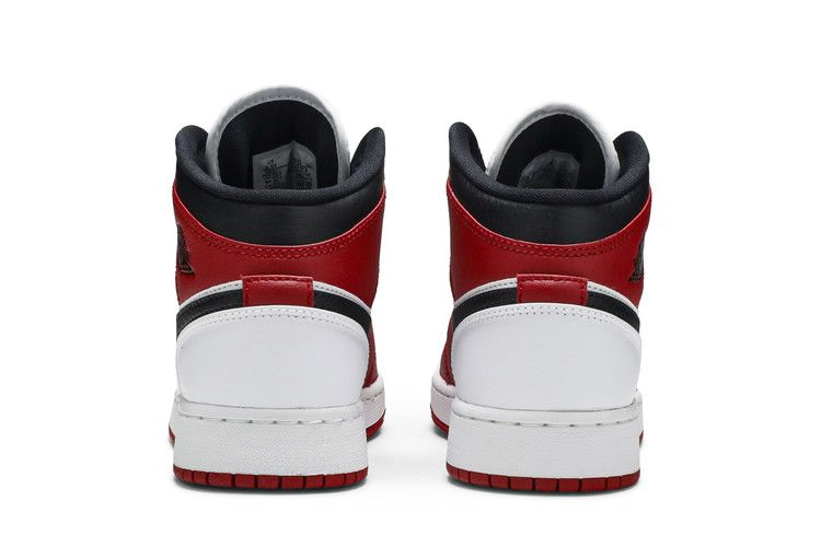 Кроссовки Air Jordan 1 Mid GS 'Chicago'