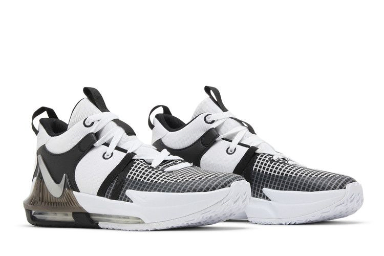 lebron-witness-7-gs-white-black-dq8650-100_07