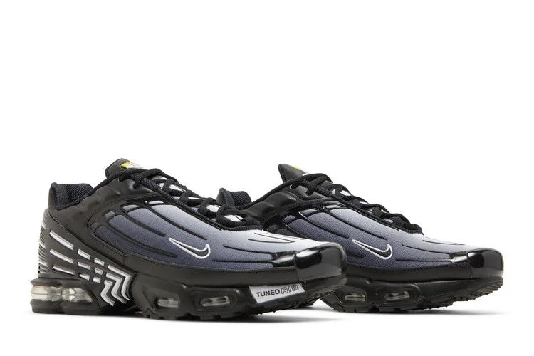Krossovki-Nike-Air-Max-Plus-3-Black-White-7